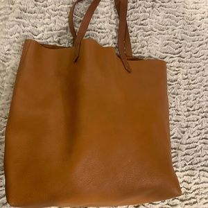 Mad well transport tote